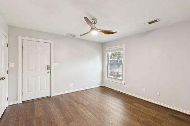 2727 Wagonwheel Drive, Carrollton, TX 75006