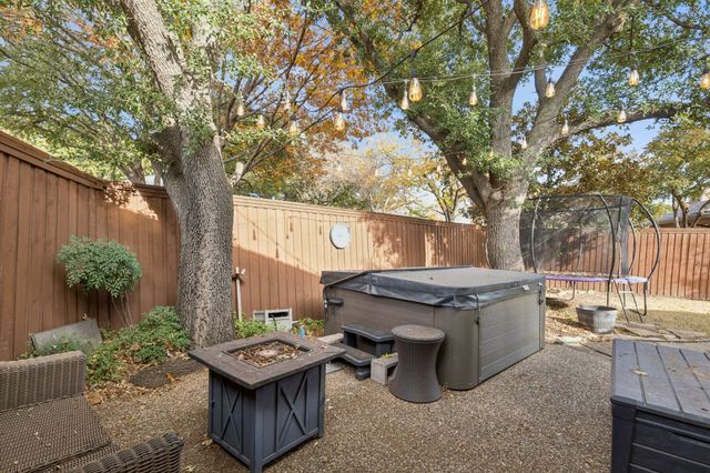 2727 Wagonwheel Drive, Carrollton, TX 75006