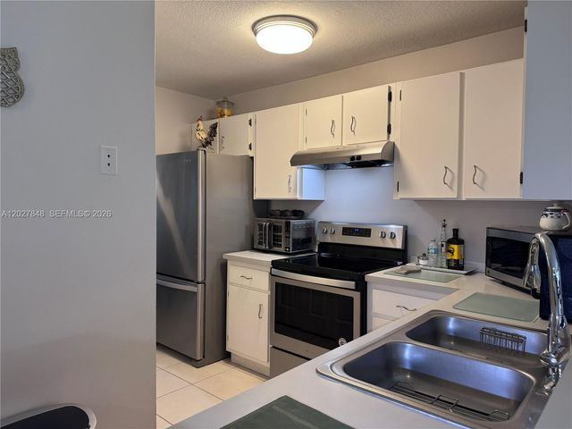 12204 NW 36th Pl, Sunrise, FL 33323