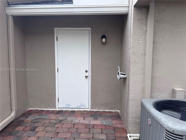 12204 NW 36th Pl, Sunrise, FL 33323