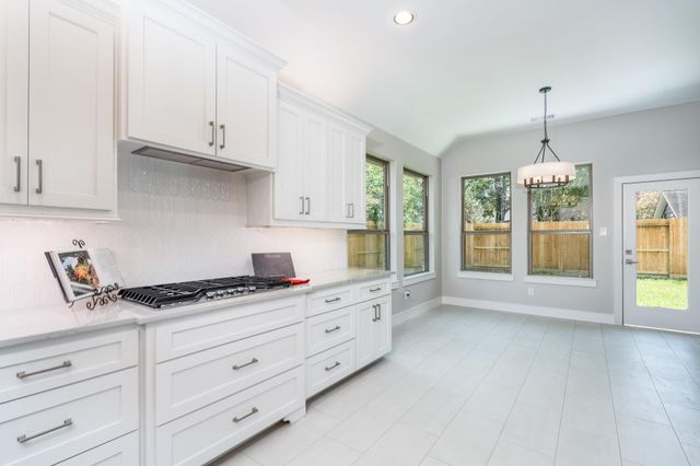 4601 Hummingbird Street, Houston, TX 77035