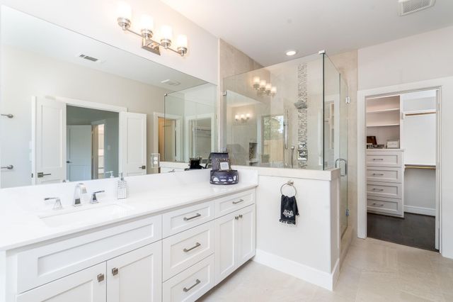 4601 Hummingbird Street, Houston, TX 77035