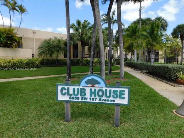 8065 SW 107th Avenue 214, Miami, FL 33173
