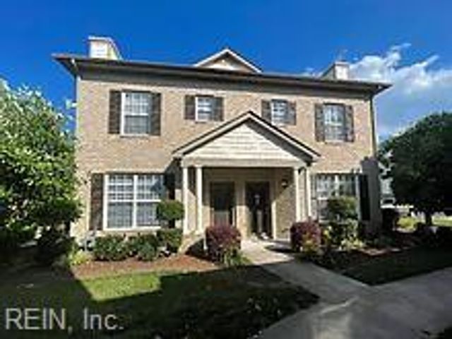 2028 Smallbrooke CT, Virginia Beach, VA 23454