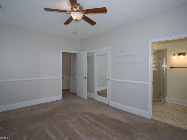 2028 Smallbrooke CT, Virginia Beach, VA 23454