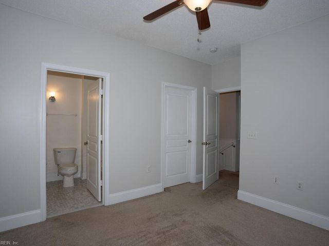 2028 Smallbrooke CT, Virginia Beach, VA 23454
