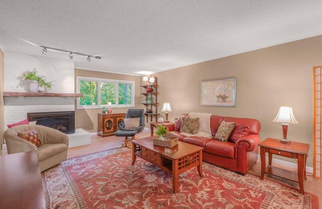 3410 E 125th Street, Burnsville, MN 55337