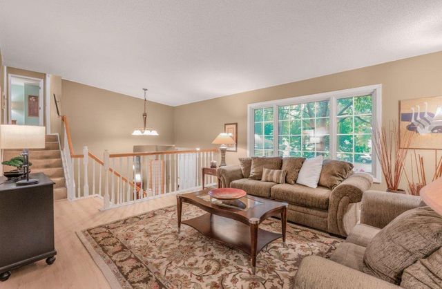 3410 E 125th Street, Burnsville, MN 55337