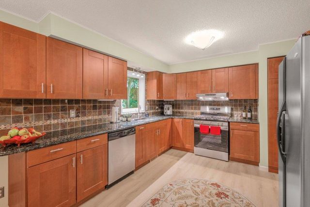 3410 E 125th Street, Burnsville, MN 55337