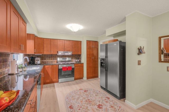 3410 E 125th Street, Burnsville, MN 55337