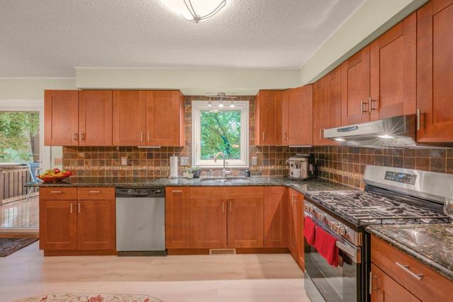 3410 E 125th Street, Burnsville, MN 55337