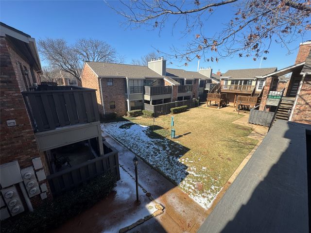 401 Pebble Way 237, Arlington, TX 76006