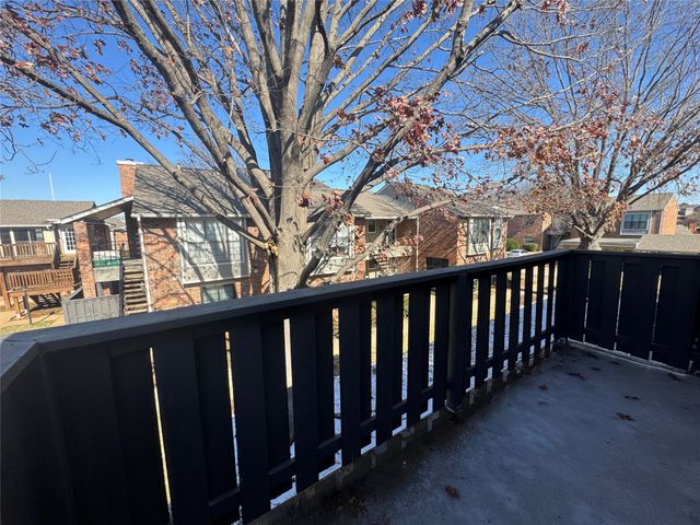 401 Pebble Way 237, Arlington, TX 76006