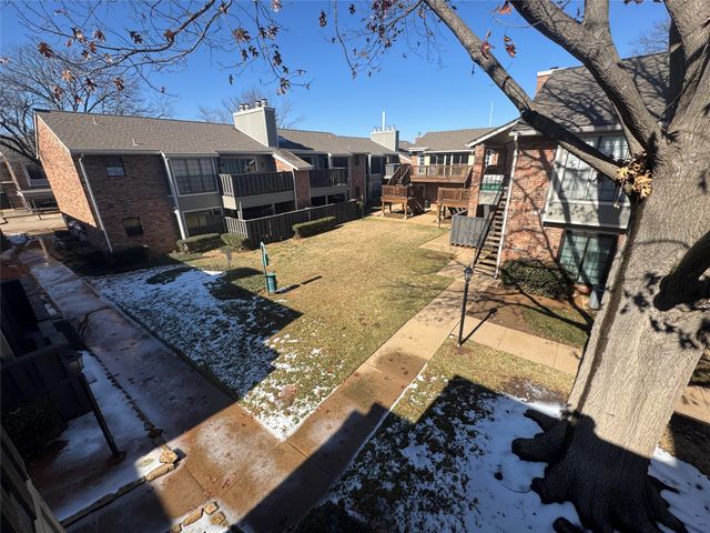 401 Pebble Way 237, Arlington, TX 76006