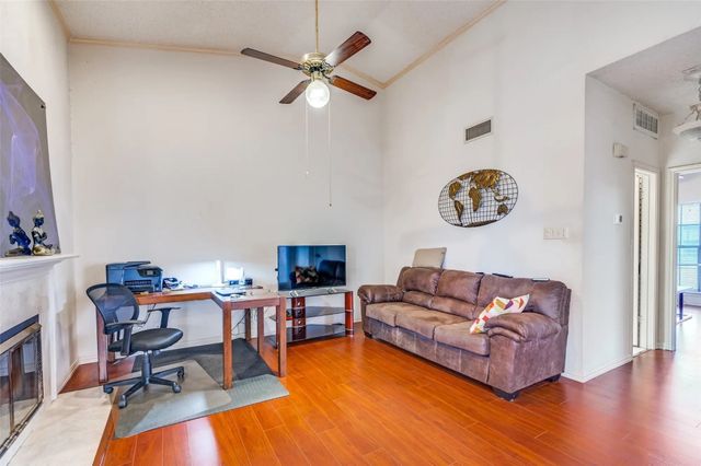 401 Pebble Way 237, Arlington, TX 76006