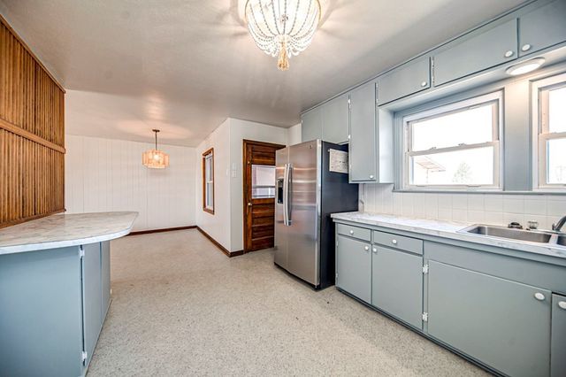 15187 N Pecan Ave, Gardendale, TX 79758