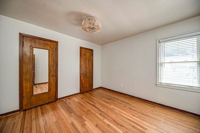 15187 N Pecan Ave, Gardendale, TX 79758