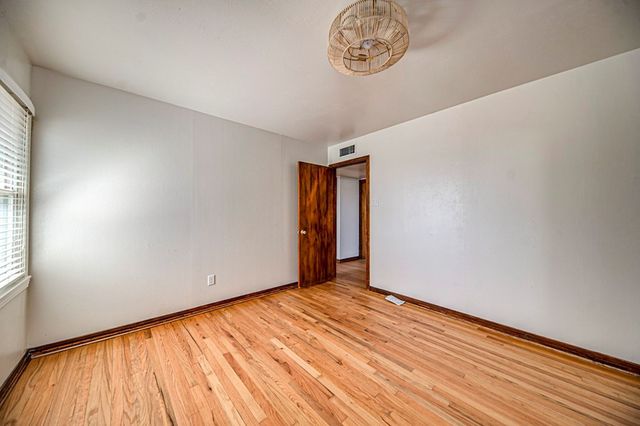 15187 N Pecan Ave, Gardendale, TX 79758