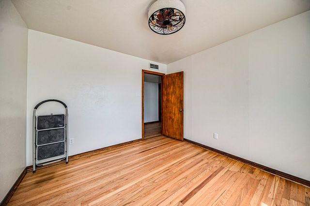 15187 N Pecan Ave, Gardendale, TX 79758