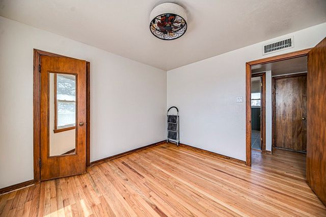 15187 N Pecan Ave, Gardendale, TX 79758