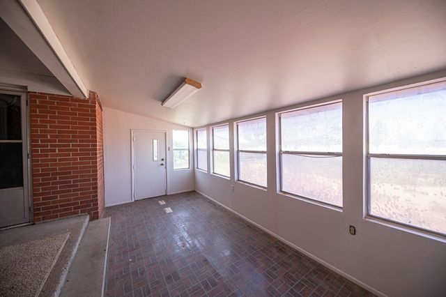 15187 N Pecan Ave, Gardendale, TX 79758