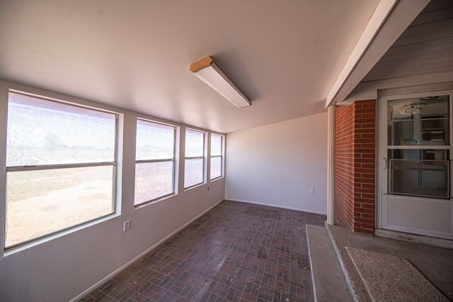 15187 N Pecan Ave, Gardendale, TX 79758