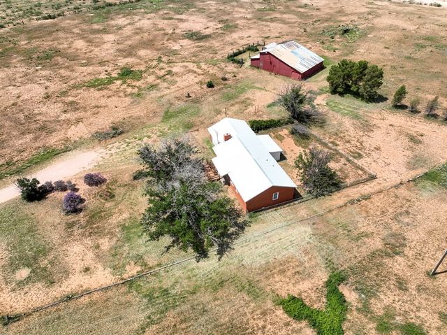 15187 N Pecan Ave, Gardendale, TX 79758