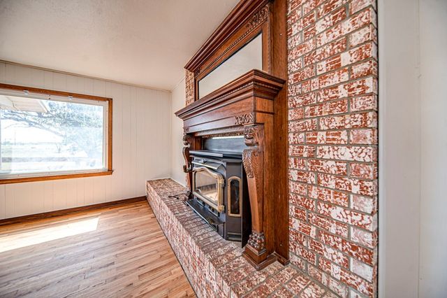 15187 N Pecan Ave, Gardendale, TX 79758