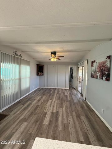 2650 W UNION HILLS Drive 323, Phoenix, AZ 85027