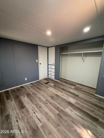 2650 W UNION HILLS Drive 323, Phoenix, AZ 85027