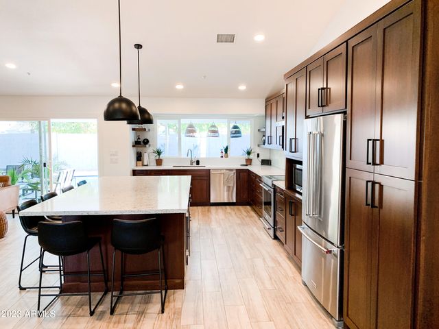 9067 E LARKSPUR Drive, Scottsdale, AZ 85260