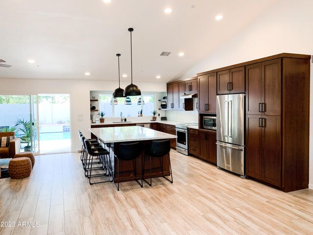 9067 E LARKSPUR Drive, Scottsdale, AZ 85260