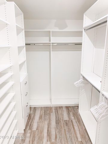 9067 E LARKSPUR Drive, Scottsdale, AZ 85260