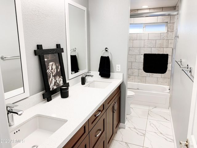 9067 E LARKSPUR Drive, Scottsdale, AZ 85260