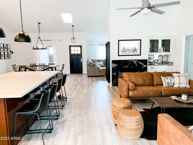 9067 E LARKSPUR Drive, Scottsdale, AZ 85260