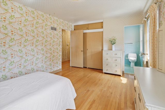 6024 N Kostner Avenue, Chicago, IL 60646