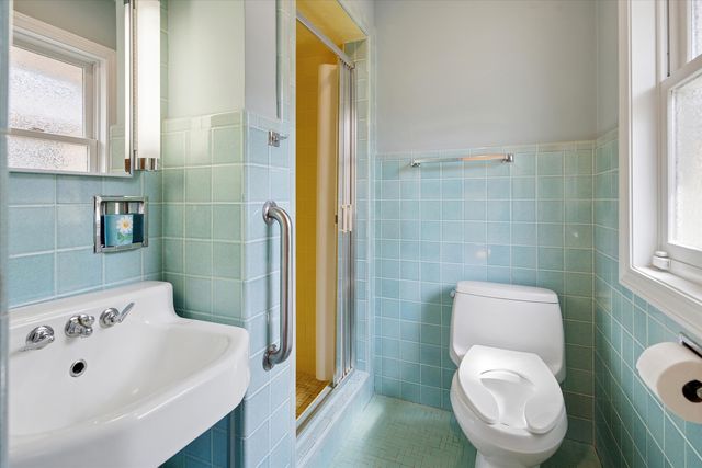 6024 N Kostner Avenue, Chicago, IL 60646