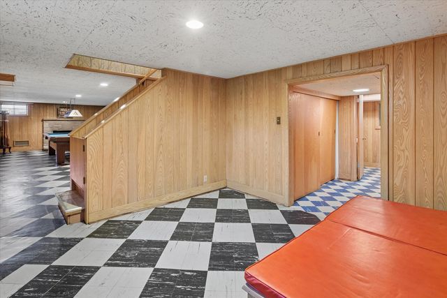 6024 N Kostner Avenue, Chicago, IL 60646