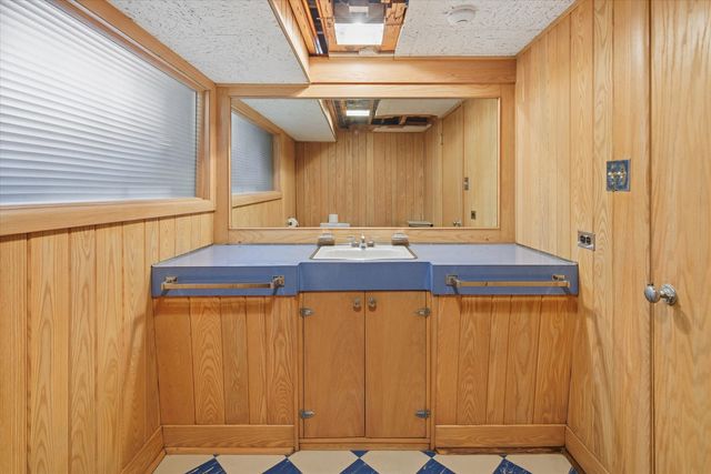 6024 N Kostner Avenue, Chicago, IL 60646