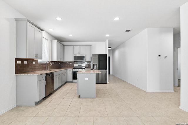 7810 Sycamore Hills, Boerne, TX 78015