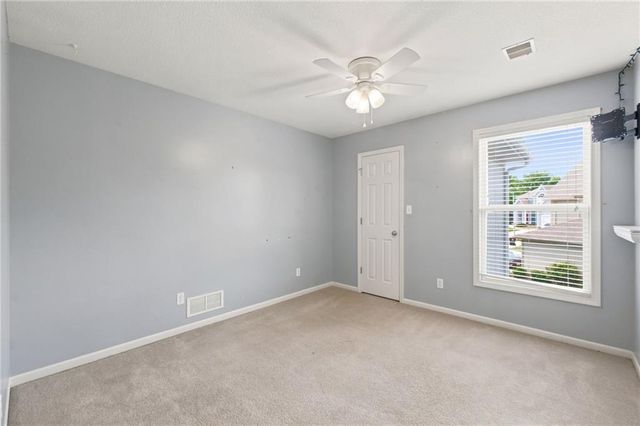 808 SW 33rd Street, Lee's Summit, MO 64082