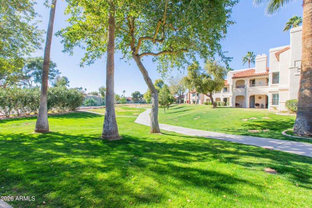 9460 E MISSION Lane 122, Scottsdale, AZ 85258