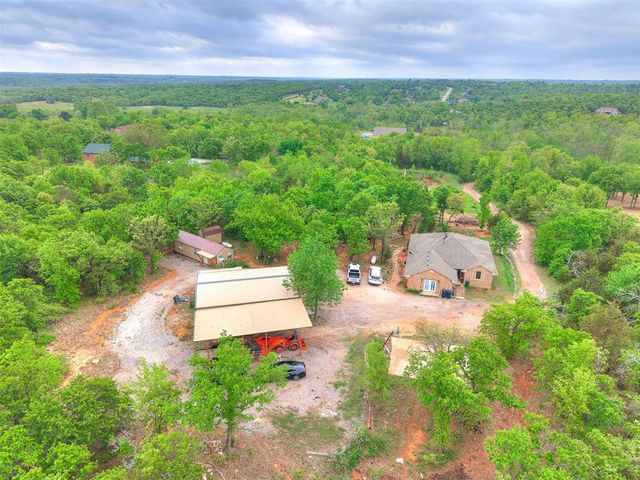 12317 S Choctaw Road, Newalla, OK 74857