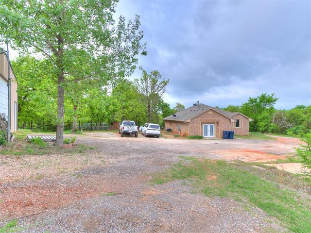 12317 S Choctaw Road, Newalla, OK 74857