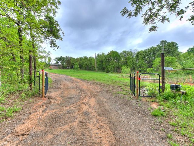 12317 S Choctaw Road, Newalla, OK 74857