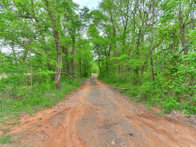 12317 S Choctaw Road, Newalla, OK 74857