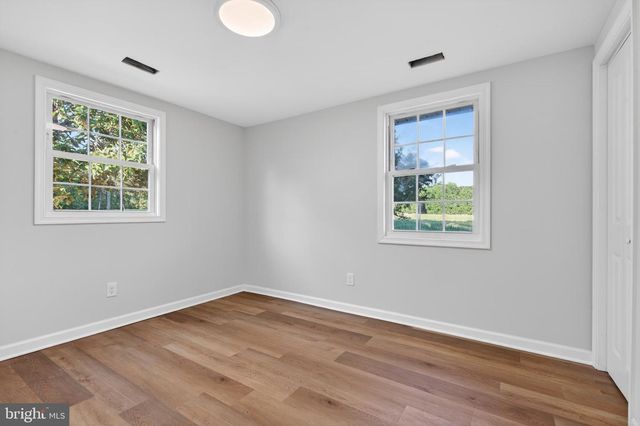 22045 CARTERS GATE RD, Ruther Glen, VA 22546