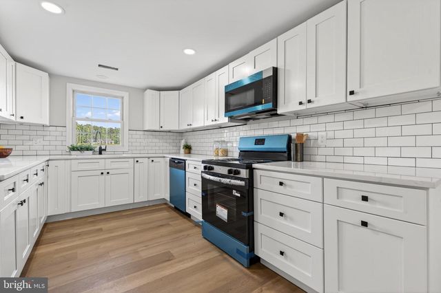 22045 CARTERS GATE RD, Ruther Glen, VA 22546