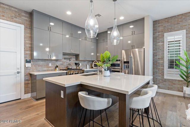 8340 E McDonald Drive Unit 1006, Scottsdale, AZ 85250