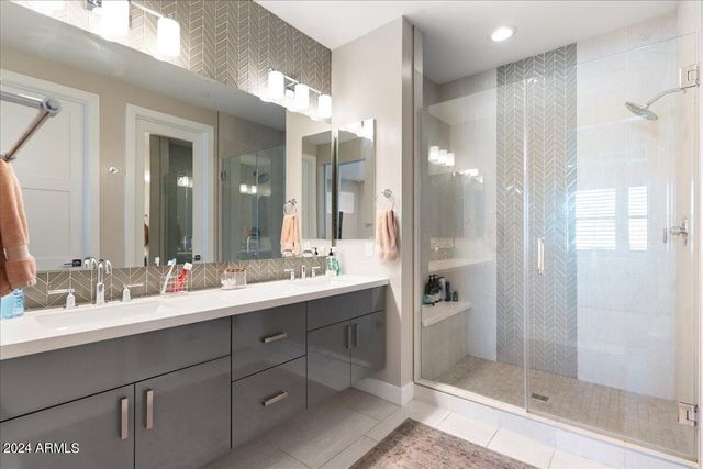 8340 E McDonald Drive Unit 1006, Scottsdale, AZ 85250